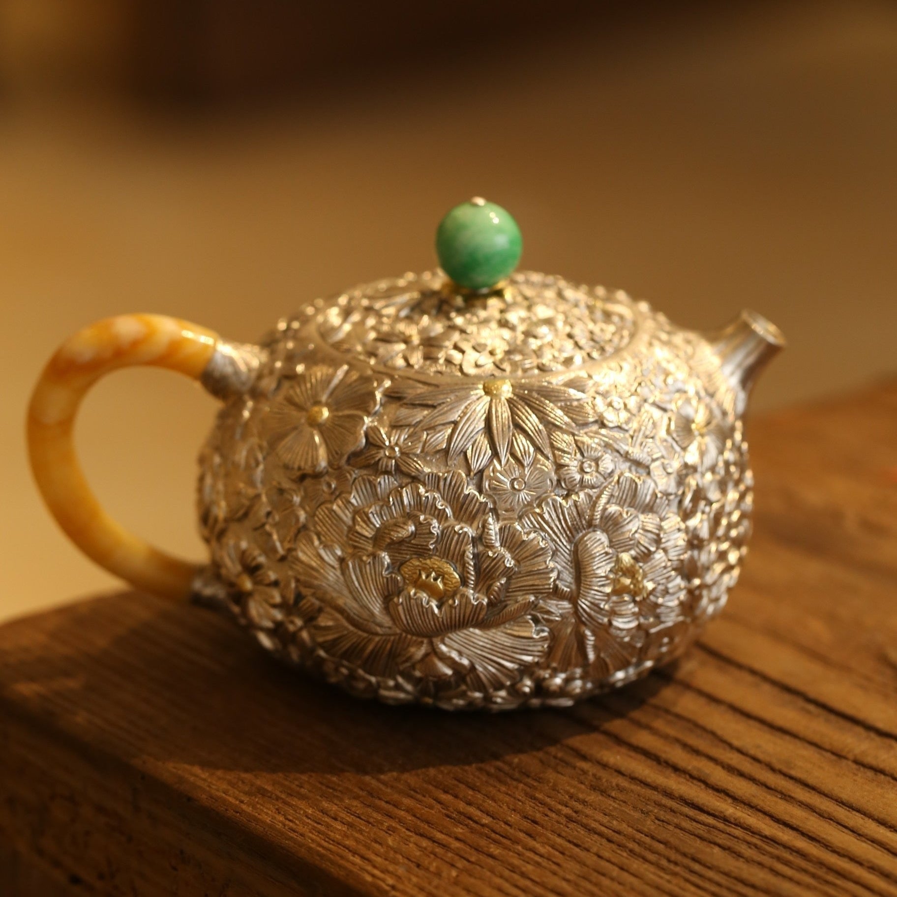 The Hundred Flowers Silver Teapot / Full Set Available