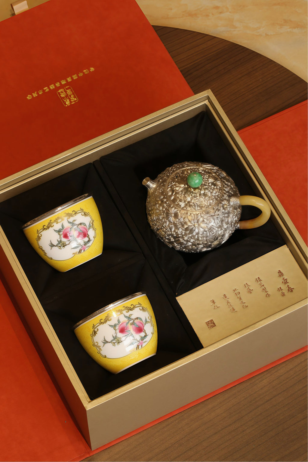 The Hundred Flowers Silver Teapot / Full Set Available