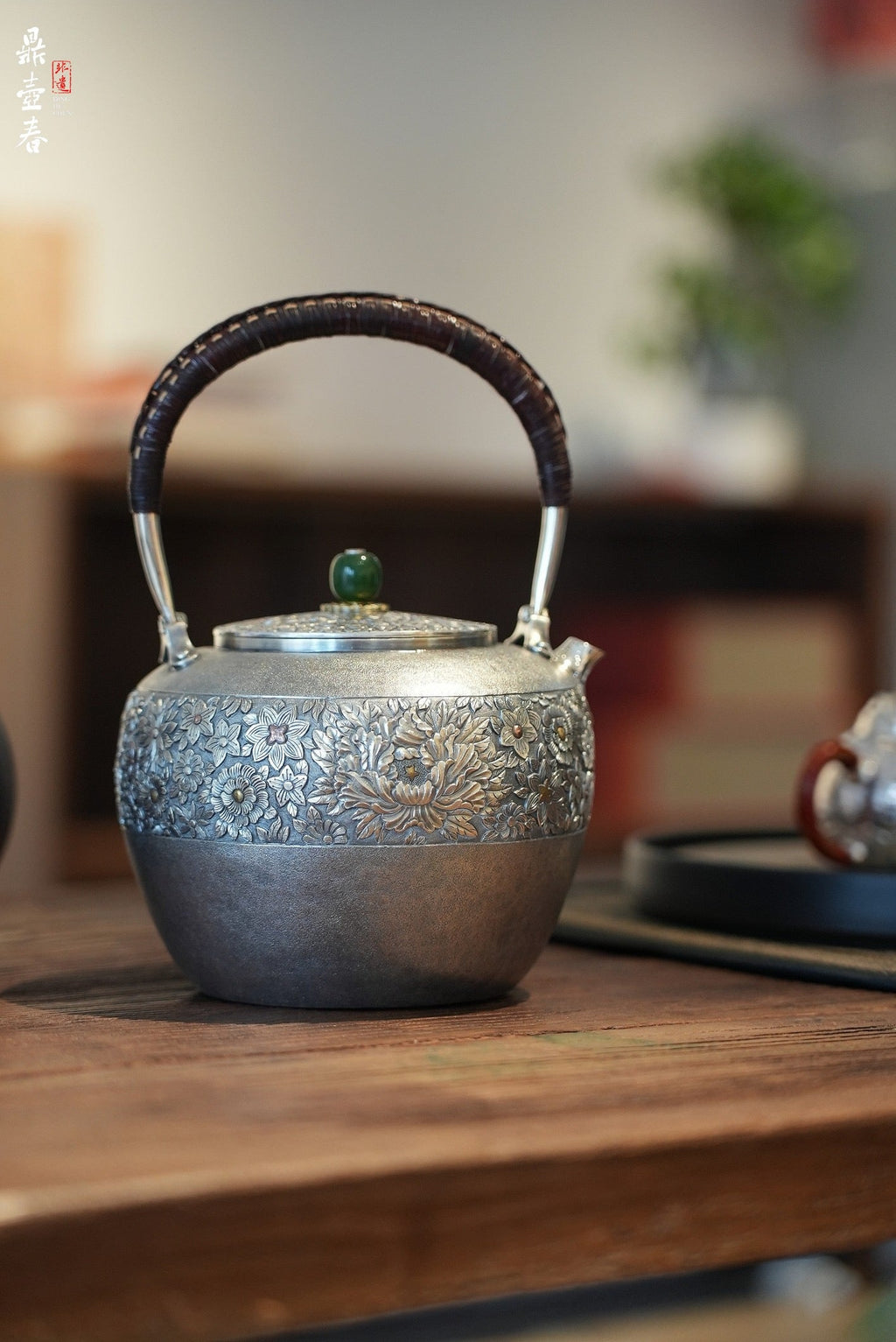 Blooming Blessings Silver Kettle【extra large】